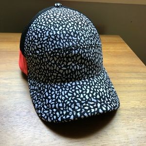 Lululemon Splash & Dash Cap